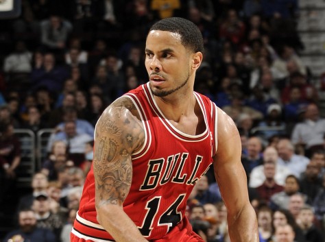 hi-res-464520175-dj-augustin-of-the-chicago-bulls-drives-to-the-hoop_crop_exact